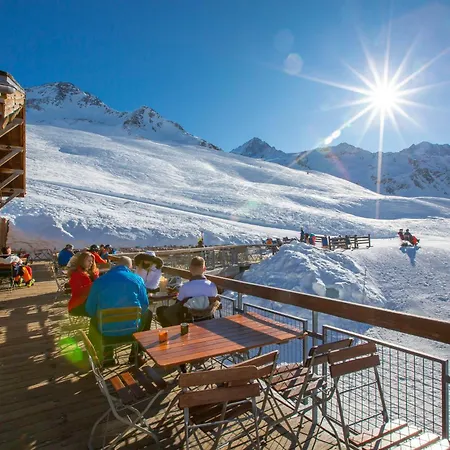 Chalet Petit Chalet Des Moussoux - Happy
