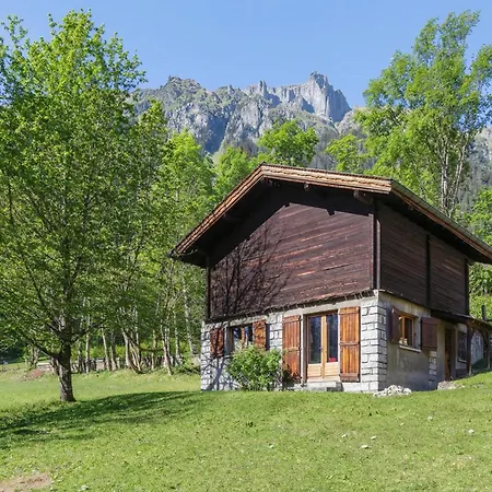 Petit Chalet Des Moussoux In Chamonix | Mont Blanc View & Garden - Happy Rentals Chamonix