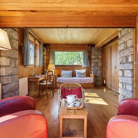 Petit Chalet Des Moussoux In Chamonix | Mont Blanc View & Garden - Happy Rentals * Chamonix