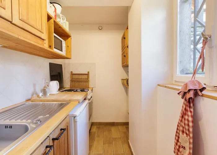 Petit Des Moussoux - Happy